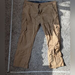 Wrangler Men's Tan Cargo Pants